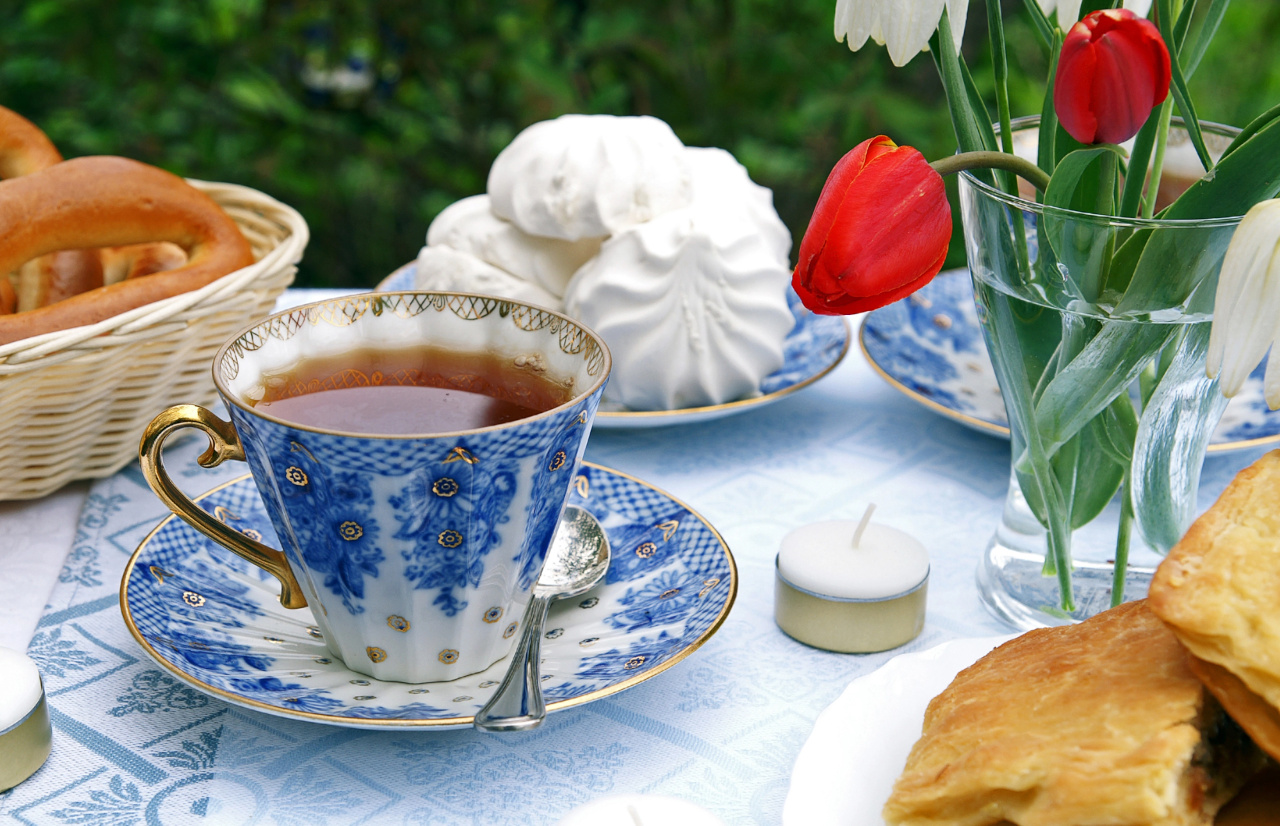 Summer afternoon tea table