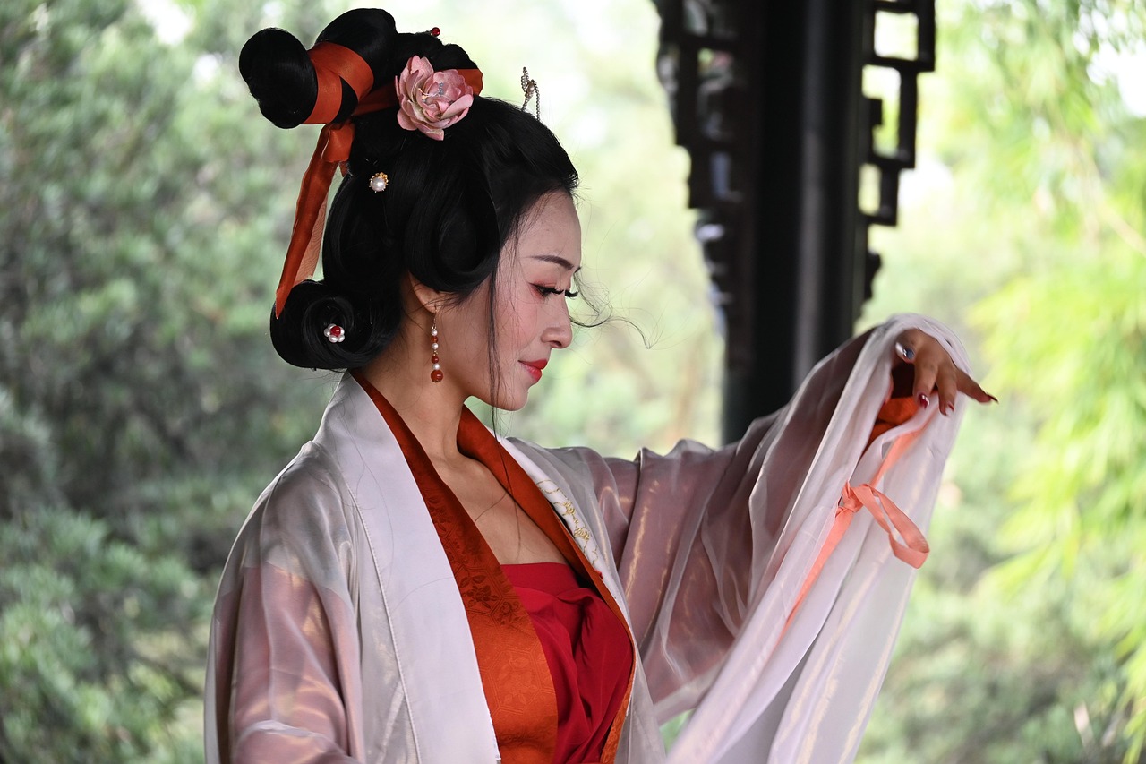 woman with hair accessories performing hanfu dance